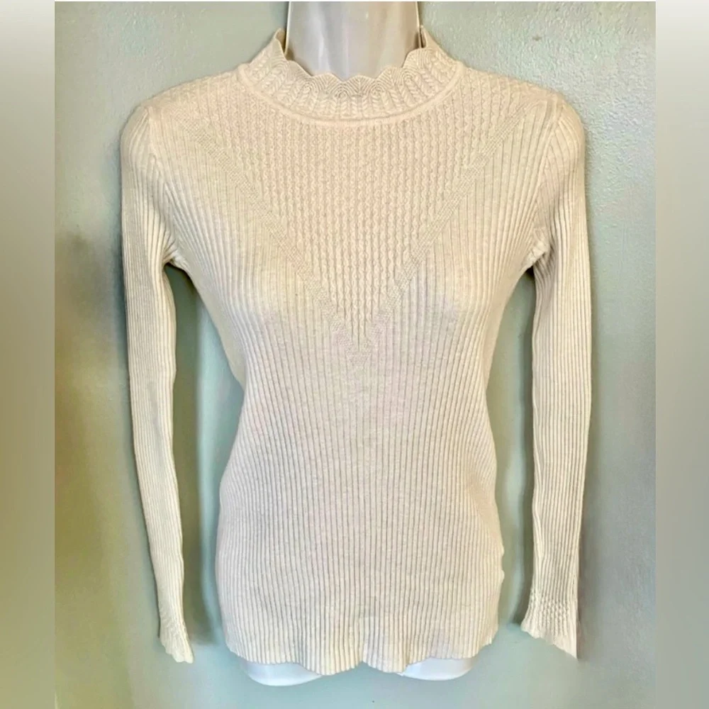 LUXURY Sweater Feminine Lefix Knit Top Ivory Cream SOFT Stretch Women's XS 0 2 - Picture 3 of 8